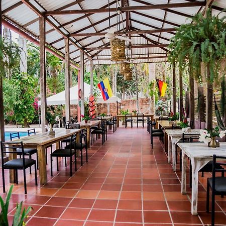 Hotel Restaurante Selva Negra Turbaco Exterior photo