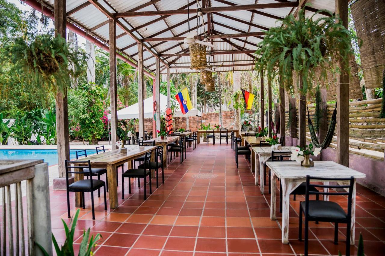 Hotel Restaurante Selva Negra Turbaco Exterior photo