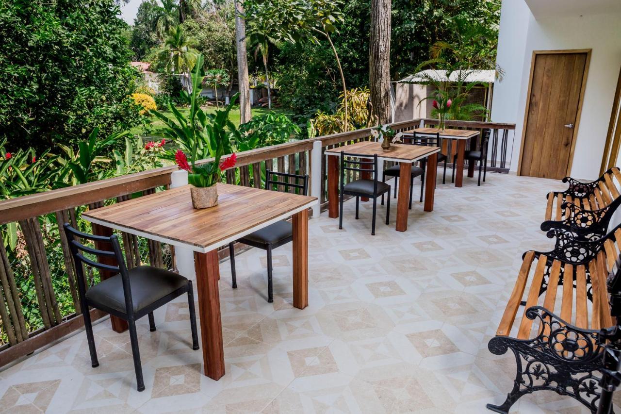 Hotel Restaurante Selva Negra Turbaco Exterior photo